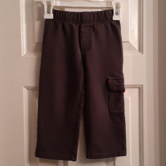 Carters size 2 shirt and matching pants - Picture 6 of 6